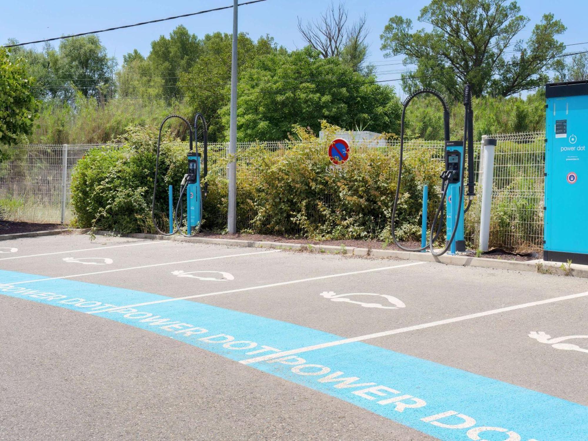 Ibis Budget Pertuis Portes Du Luberon 외부 사진