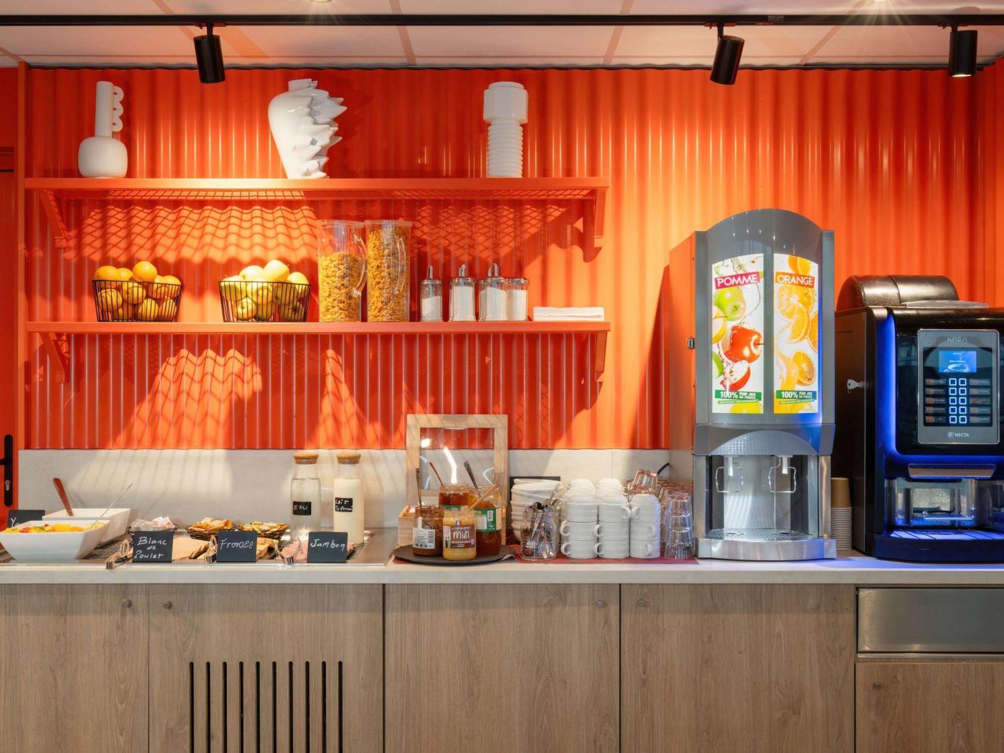 Ibis Budget Pertuis Portes Du Luberon 외부 사진
