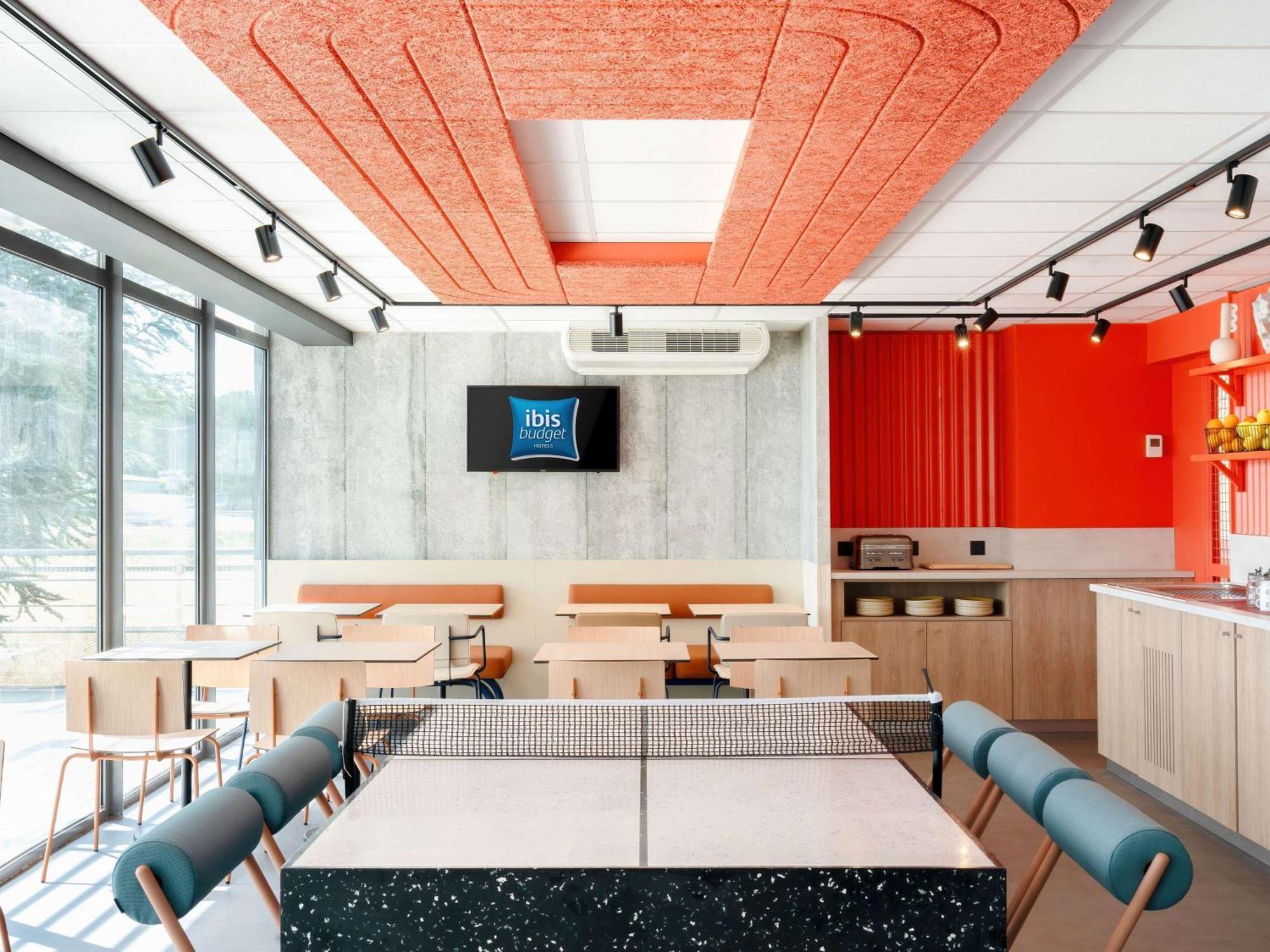 Ibis Budget Pertuis Portes Du Luberon 외부 사진